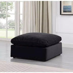 Repose-pieds en velours Indulge