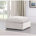 Repose-pieds en velours Indulge